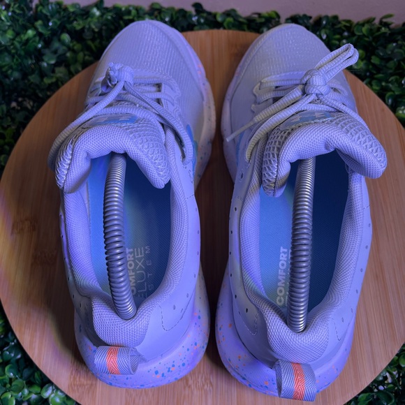 🔥 UNDER ARMOUR CHARGED ASSERT 10 UA PNTSP GREY 3027092-100 SHOES WOMENS SIZE 9 - Picture 5 of 9